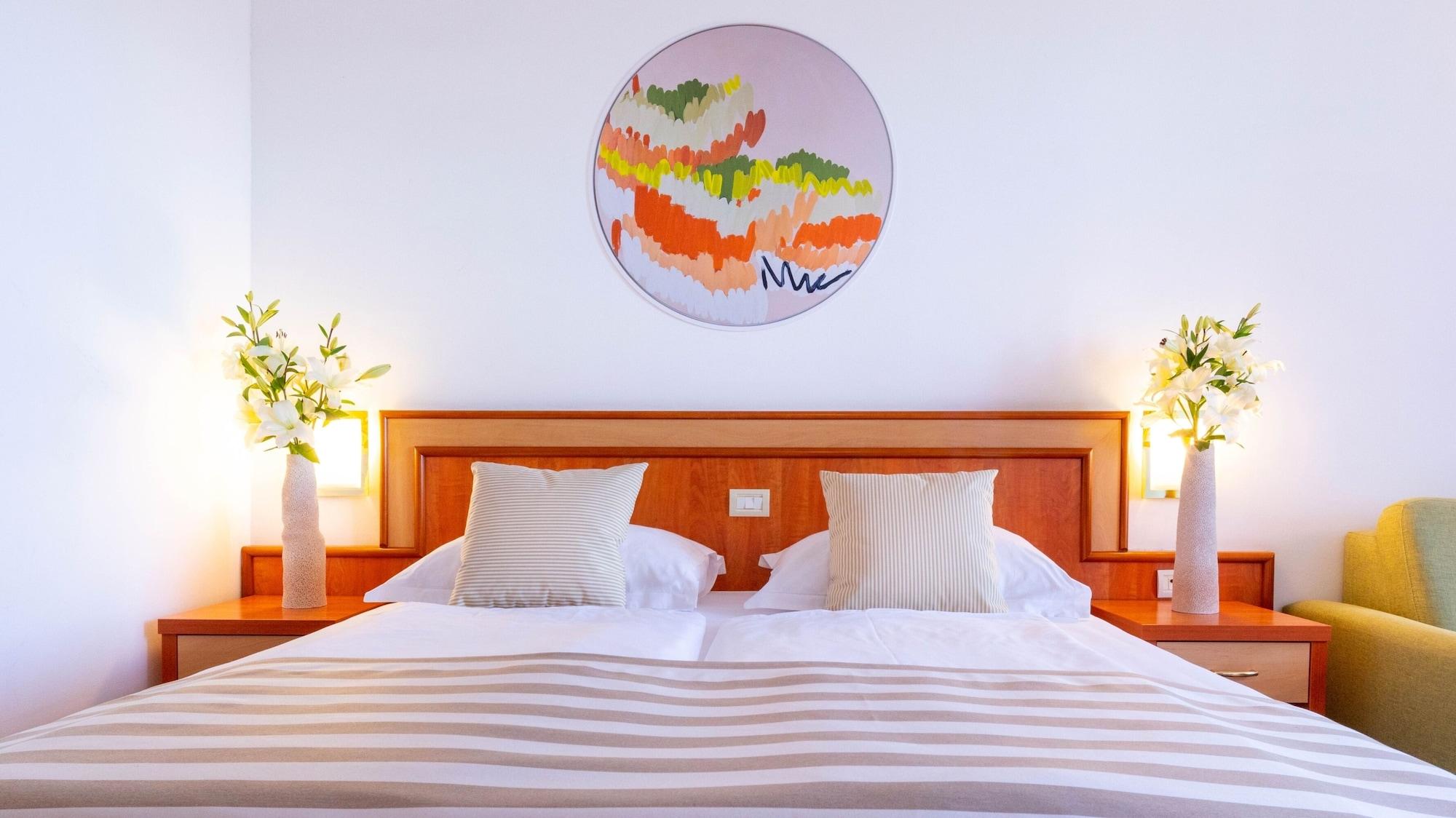 Bluesun Holiday Village Afrodita Tučepi エクステリア 写真